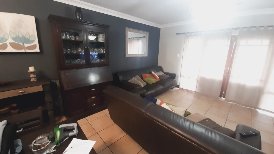 3 Bedroom Property for Sale in Melodie North West